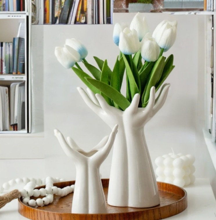 Hand shaped vase - Etsy 日本