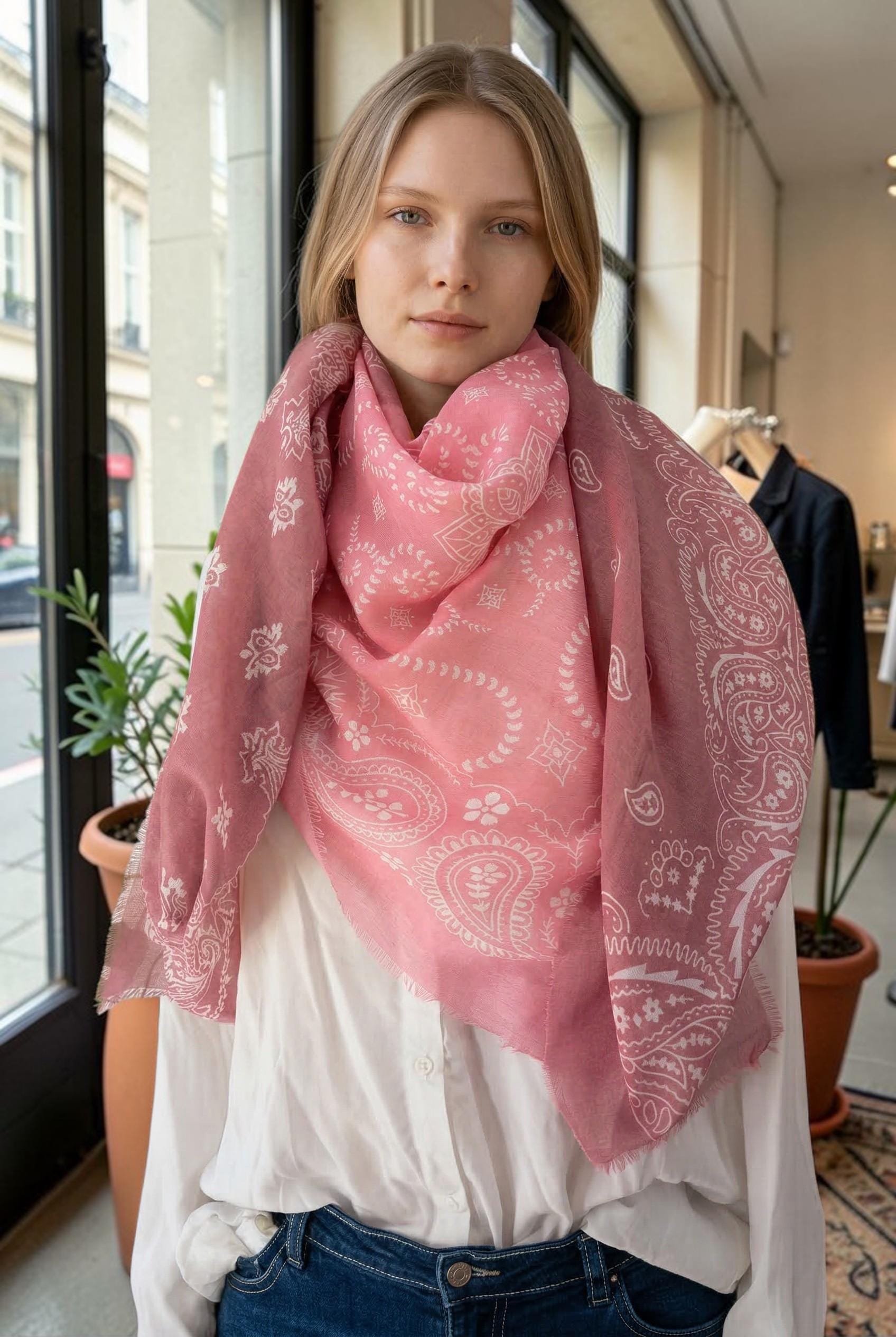 Foulard Artisanal Motif Floral Rose – Tissu Doux, Fille, Alice Au Pays Des Merveilles