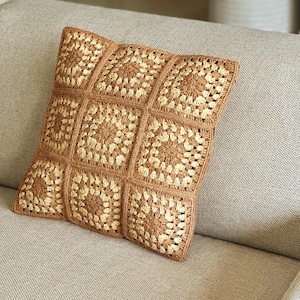 Handmade crocheted raffia cushion - beige & brown - 45 x45 cm - natural, bohemian and ethical decoration