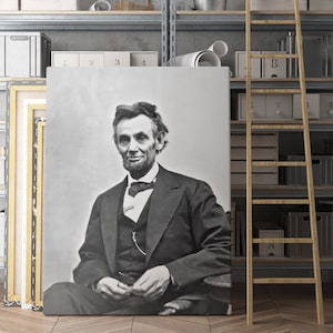 Abraham Lincoln Presidential Portrait | Canvas Wall Art | Iconic Posters Prints Paintings Photos Home Decor