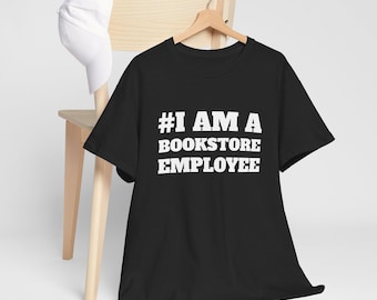 Maglietta con hashtag "Sono un dipendente di una libreria" / # Maglietta con testo minimale, personale di libreria Cina Hong Kong Libraio