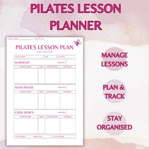 Puede incluir: Un planificador de clases de Pilates imprimible con un esquema de color rosa y blanco. El planificador incluye secciones para calentamiento, fase principal, enfriamiento, y el total de clientes, el costo del lugar y el total ganado. El texto "PILATES LESSON PLAN" está en la parte superior de la página.