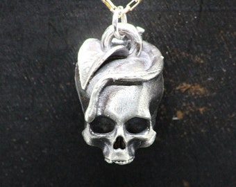 Malum | Forbidden Fruit | The Fruit of the Tree of Knowledge | Sterling silver skull jewelry | Sterling silver skull necklace