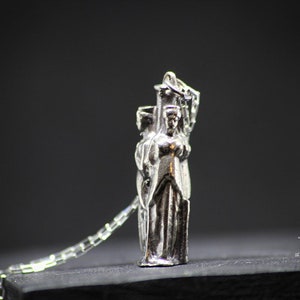 Hecate Trimorphe | Hekate Pendant | Hekate Devotional Talisman | Hecate Talisman | Wheel of Hekate | Strouphalos