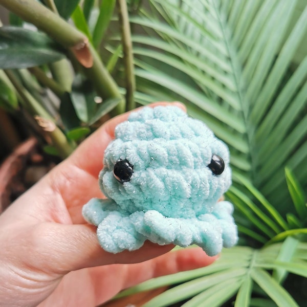 Mini poulpe peluche en crochet