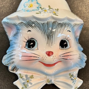 Lefton Miss Priss Wall Pocket - Etsy Canada