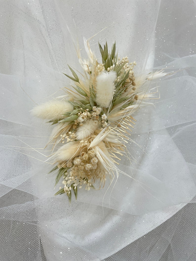 dried flower comb, comb, hair accessory, bridal hairstyle, bridal comb, wedding comb image 1
