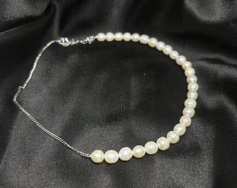 Stéphanie - Two-material choker necklace with silver stainless steel chain and cultured pearls