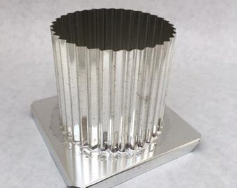 Fluted Round Metal Pillar Candle Mold  3in x 3.5in
