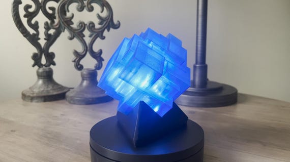 Glimmer Light Display Cosplay Accessory - Designed and 3D Printed for gaming enthusiasts!