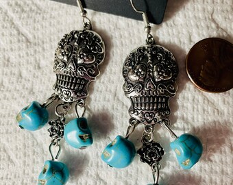 3/20.00 Jewelry Day Of the Dead SILVER tone with Skulls Turquoise & White and BAT earrings with Ruby colored stone