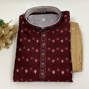 Pijama kurta de seda jacquard para hombre: ropa étnica india Maroon