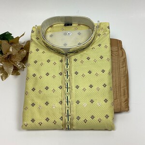 Pijama kurta de seda jacquard para hombre: ropa étnica india Blonde Yellow