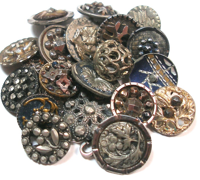 1800s BUTTONS charm bracelet. Victorian cut steel. 7 sterling silver, ooak jewellry. 20 buttons. One of a kind vintage button jewelry. image 3