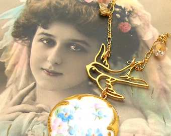 1900s Antique BUTTON necklace. Edwardian flowers on porcelain & gold. One of a kind jewelry. AlliesAdornments