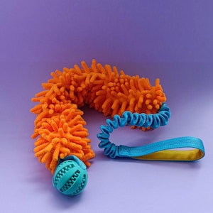 Dog TrainingToy, Agility dog tug toy, Bungee toy with mop and ball
