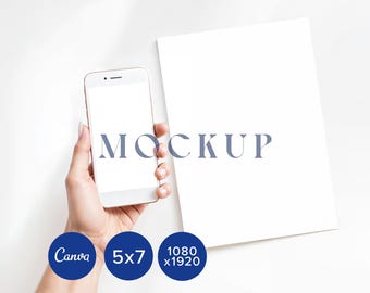 Maqueta de tarjeta y teléfono de 5x7 para despedida de soltera, pantalla minimalista de iPhone, baby shower, saludo blanco limpio, invitación, capa inteligente PSD, fiesta para evento PNG