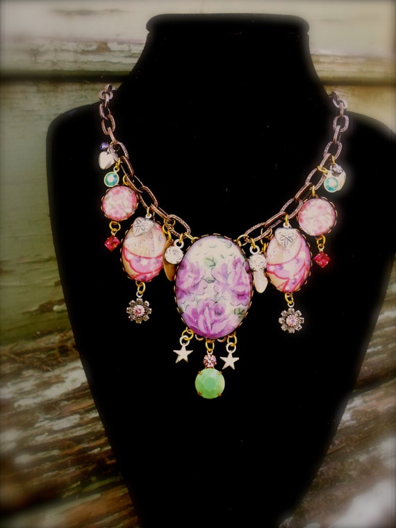 Items similar to Shabby Chic Vintage Hanky Jewelry/ Cabochon/Charm