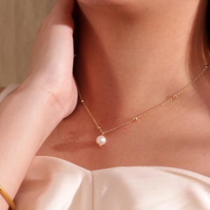 Gold Plated Sterling Silver Freshwater Pearl Necklace - Handmade
