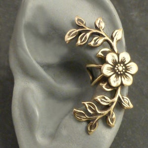 GOLDEN GARLAND EARCUFF  -  Handcrafted Flower and Leaf Brass Ear Cuff