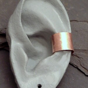 WIDE COPPER EARCUFF   Hammered Copper Ear Cuff Band