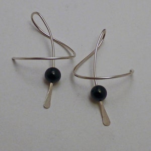 MIDNIGHT BREEZE Sterling Dangle Black Onyx Earrings Fun Twirl-in Casual Earwear Pair image 6