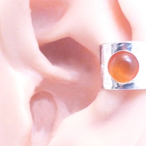CARNELIAN SILVER  EARCUFF   Wide Hammered Sterling 925 Silver Orange Gemstone Ear Cuff Band