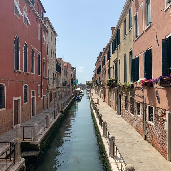 Venice Canal (1) - Home Decor Wall Art - DIGITAL PRINT