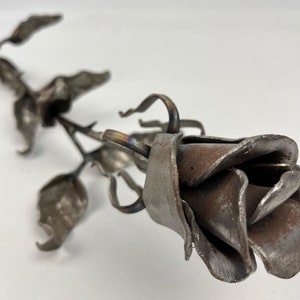 Forged roses design,Forged metal rose decorations,Handcrafted forged roses,forged  rose, Gift for Mom,Corporative Gift,Wrought iron roses