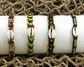Shell bracelet with cord color by choice