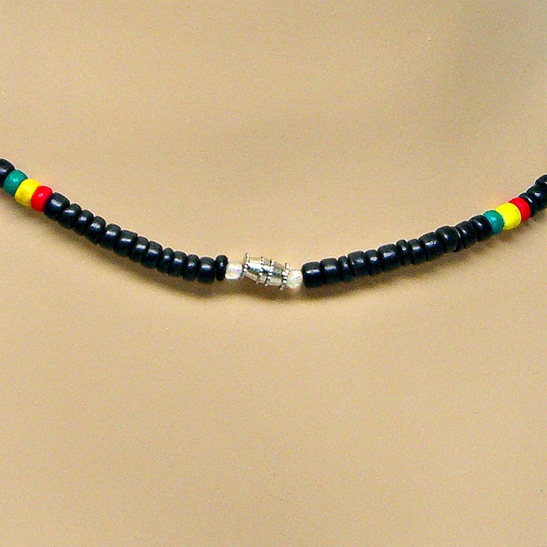 24 Inches Two Colors Black or Brown 4-5mm Coconut Beads Tribal Surfer Beach7001M Shark Tooth Rasta Necklace 18 21