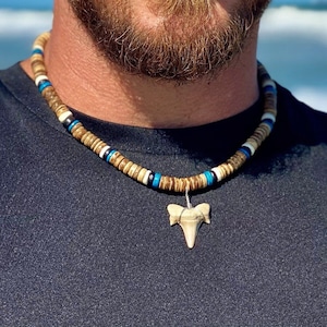 20&quot; XL Fossil Shark Tooth Necklace Great Sharks Teeth 8mm Coconut Beads SUP Surfer Hawaiian Beach Jewelry 7040-MXL