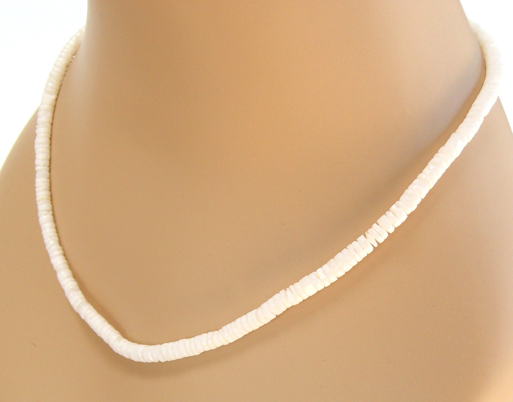 Native Treasure - Size X-Small 14 inch 5mm White Heishe Puka Shell Black  and Tiger Coco Surfer Necklace - 5mm (3/16