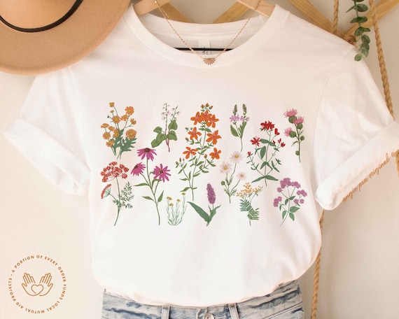 Sapphic Shirt, Subtle Lesbian pride, Lesbian pride, WLW pride, Lesbian Flag, Wildflower Shirt