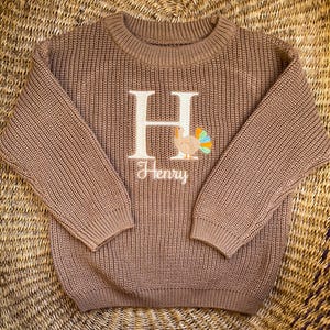 Maglione a forma di tacchino per il Ringraziamento - Completo autunnale per neonati con maglia grossa e iniziale del nome personalizzabile - Completo festivo autunnale in maglia grossa