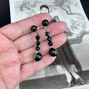 Art Deco Black and Ivory Dangle Drop Flapper Screw Back Earrings 1920s