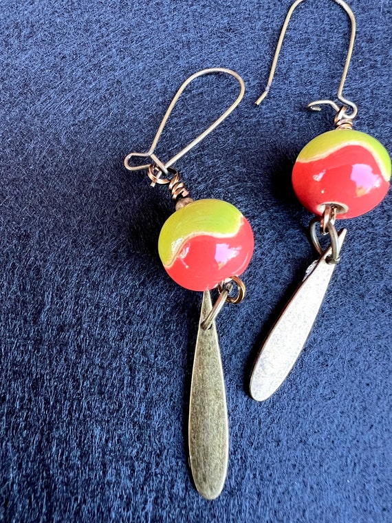 Boucles D'oreilles Percées Vintage Années 70 – Couleurs Orange Et Verte, Bijou Rétro Sans Marque