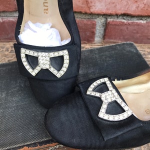 Vintage 70s Black Andrew Geller Pumps With Rhinestones Size 7 1/2