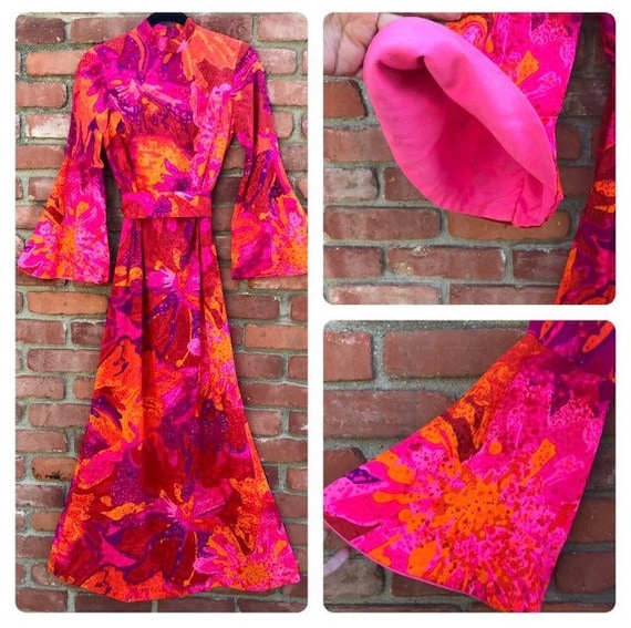 Vintage Mildred of Hawaii Bold Print Maxi with Mat
