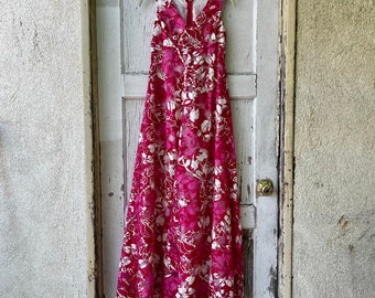 Vintage White and Hot Pink Floral Maxi