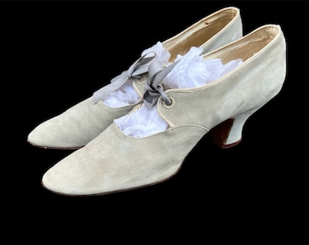 Antique Edwardian Off White Suede Heels Shoes