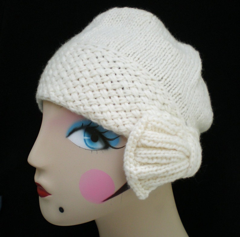 Hand Knit Women Flapper Style Cloche / Hat Winter Offwhite Etsy