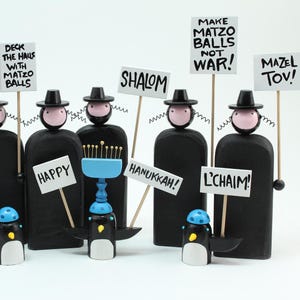 Picketing Rabbi Figure | Hanukkah decoration | Bar Mitzvah or Bat Mitzvah Gift | Seder table centerpiece | Oy Vey | Jewish humor