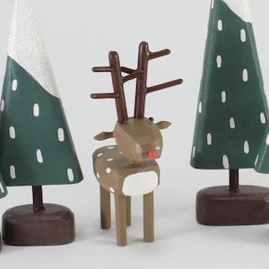 reindeer figure | holiday decoration | christmas centerpiece | folk art christmas | reindeer figurine | reindeer sculpture | xmas decor
