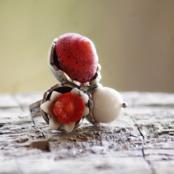 Strawberry Sundae Ring - Coral and Shell Trio Ring