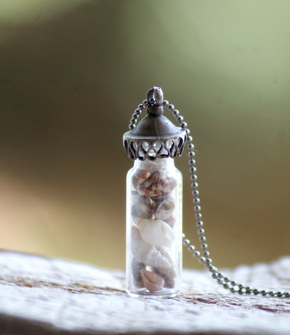 Where can i buy a shop shell necklace near me