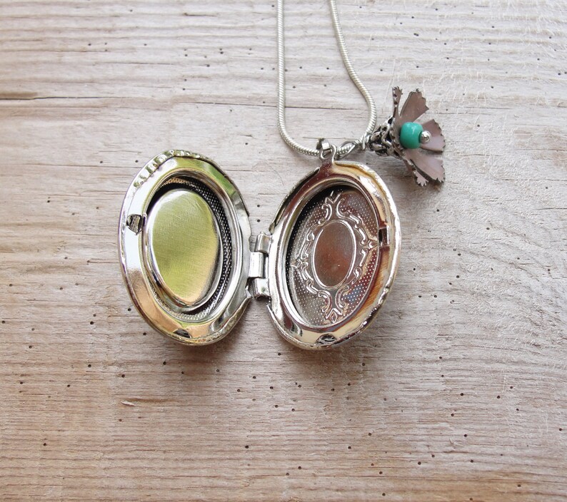 Enamel and Silver plated metal Embroidery Locket Necklace Teal Vintage Embroidery