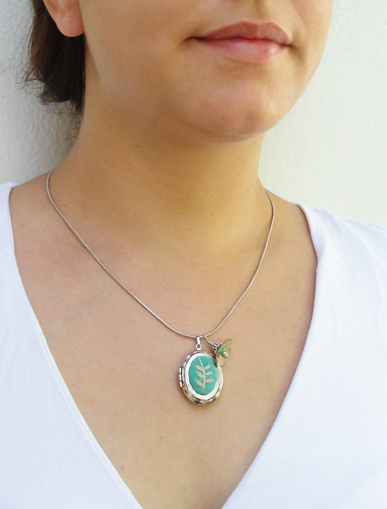 Embroidery Locket Necklace Teal Vintage Embroidery, Enamel and Silver plated metal image 2