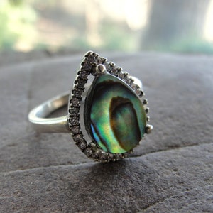 Cubic Zircon Drop Ring, Sterling Silver Abalone Ring, Mermaid ring, Seashell Ring US size 7.5 Peacock Colors