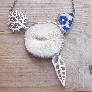 Mushroom Coral Necklace Koraal, metaal, soldeer, strand aardewerk Sea Treasure Collection afbeelding 2